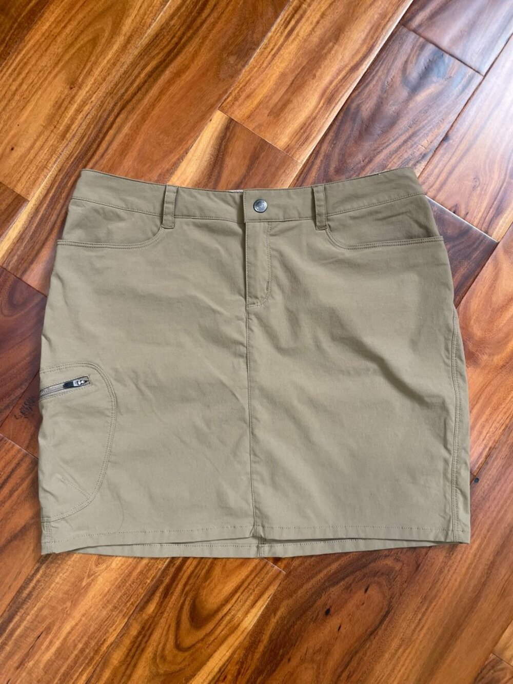 Patagonia Rock Craft Skirt Size 6, Ash Tan